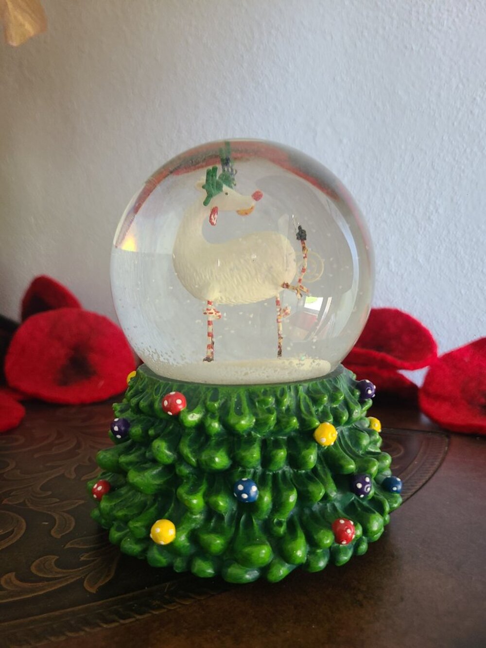 Rare Department 56 Musical Snow Globe Whimsical White Rudolph Plays Rudolph The